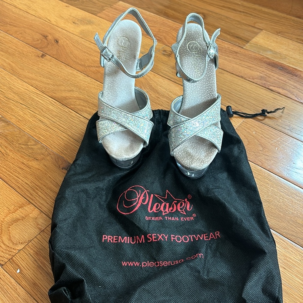 Pole fitness shoes. Size 5.